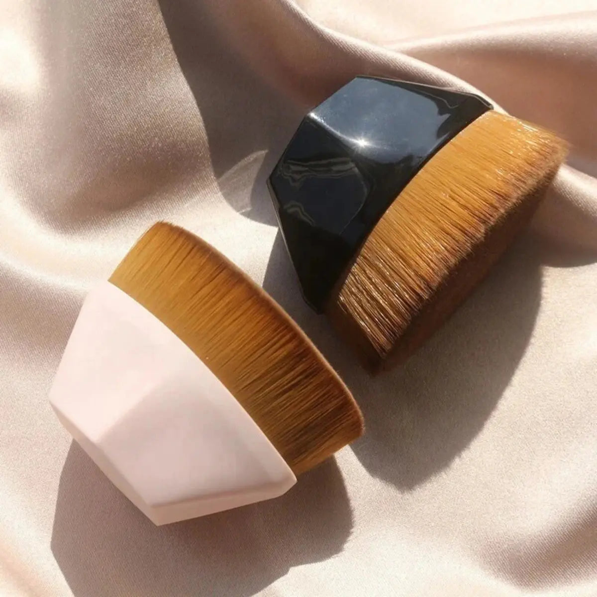 OBTENEZ UN TEINT LISSE ET UNIFORME EN 30 SECONDES Idéal Cosmetik